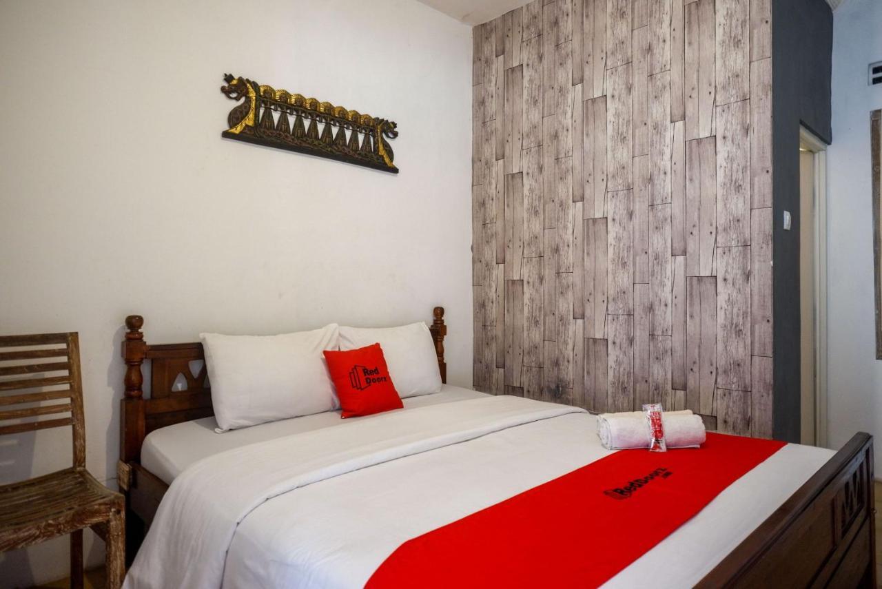Reddoorz Syariah Near Plengkung Gading 2 Hotel Yogyakarta Exterior photo