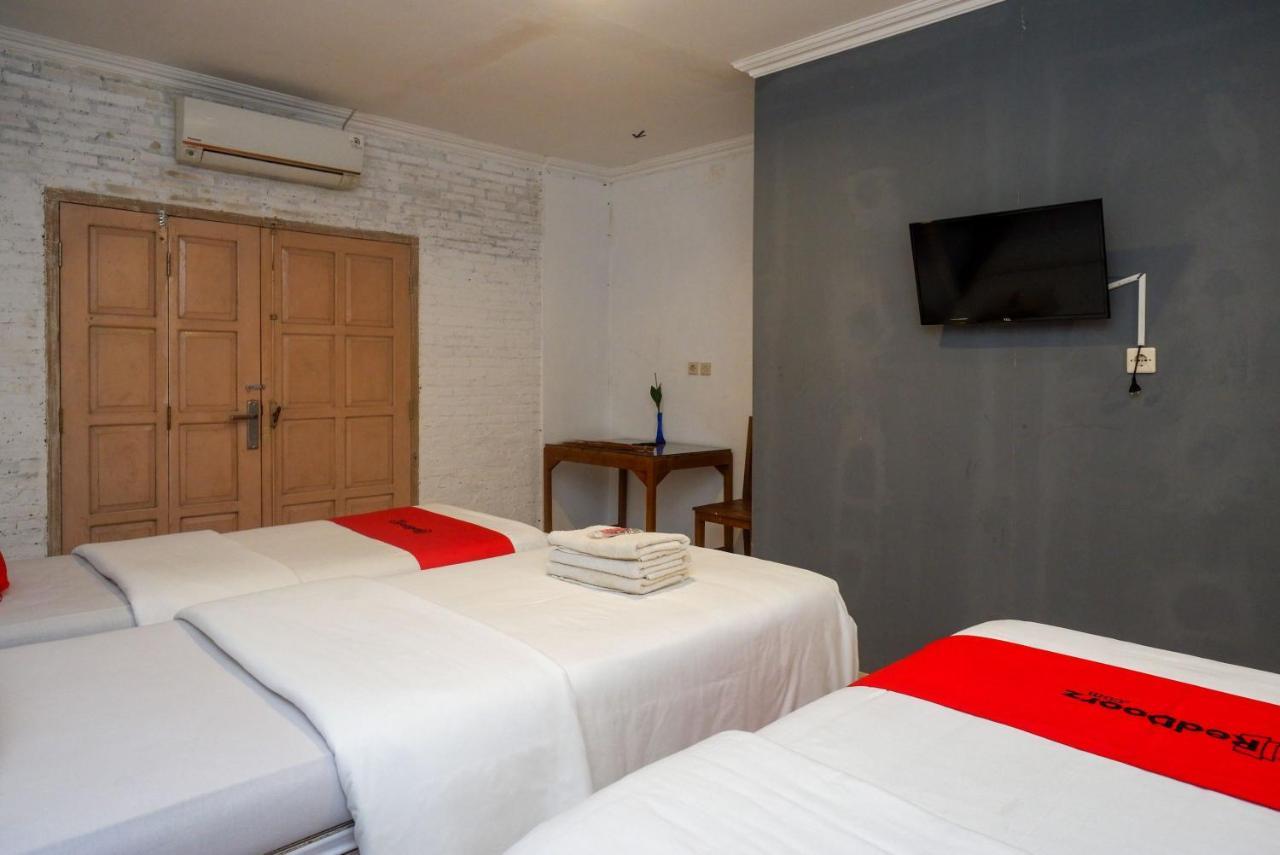 Reddoorz Syariah Near Plengkung Gading 2 Hotel Yogyakarta Exterior photo