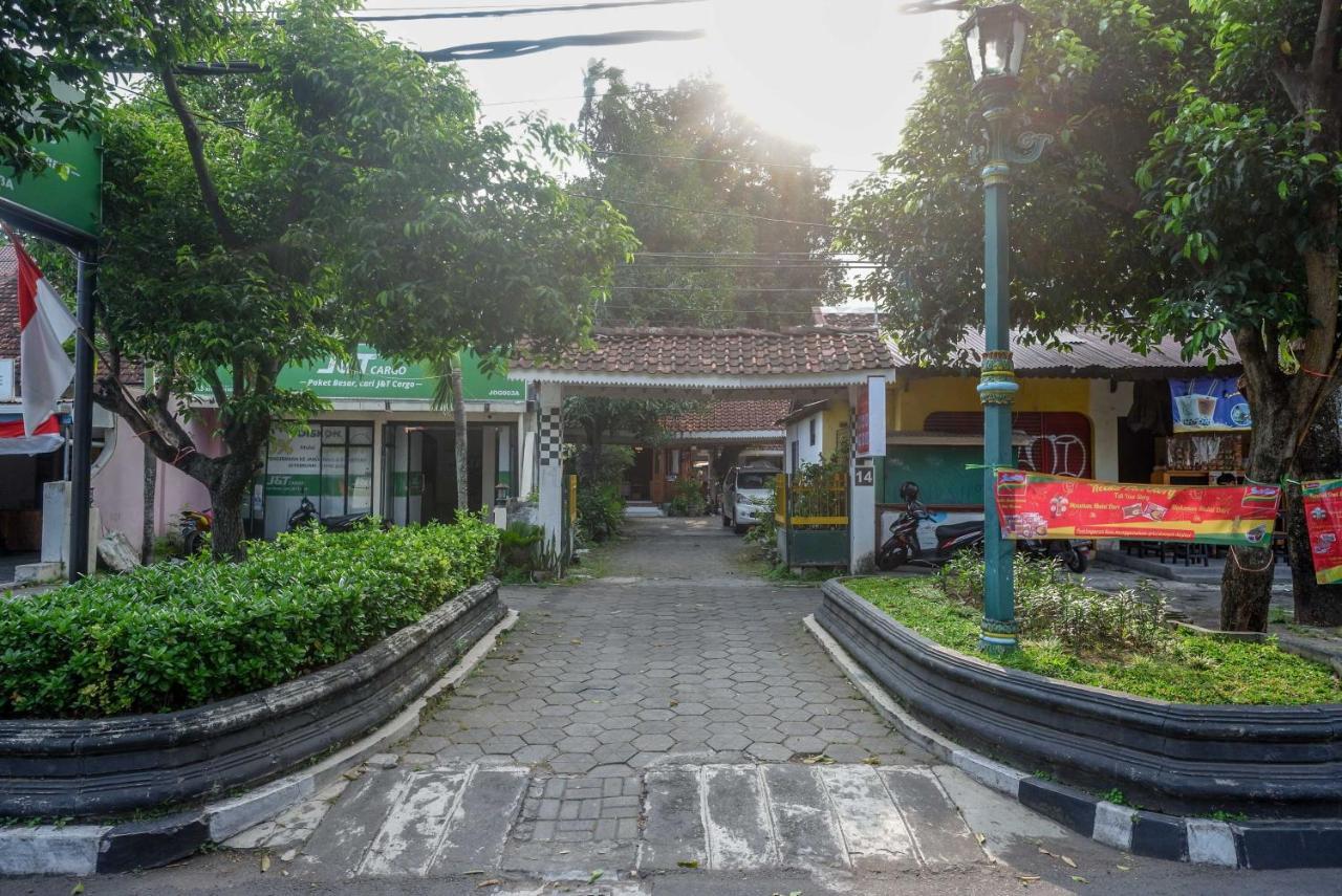 Reddoorz Syariah Near Plengkung Gading 2 Hotel Yogyakarta Exterior photo