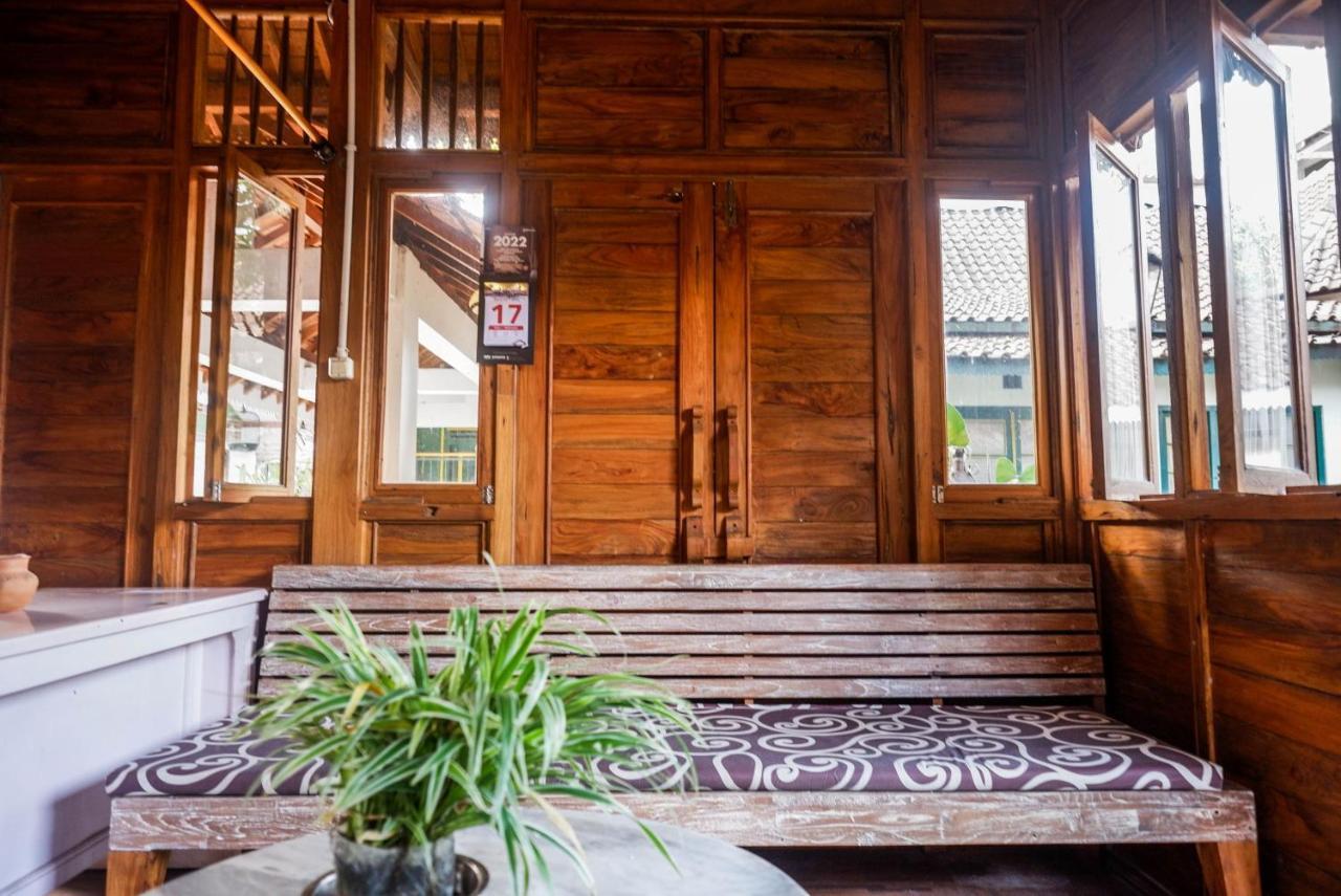 Reddoorz Syariah Near Plengkung Gading 2 Hotel Yogyakarta Exterior photo