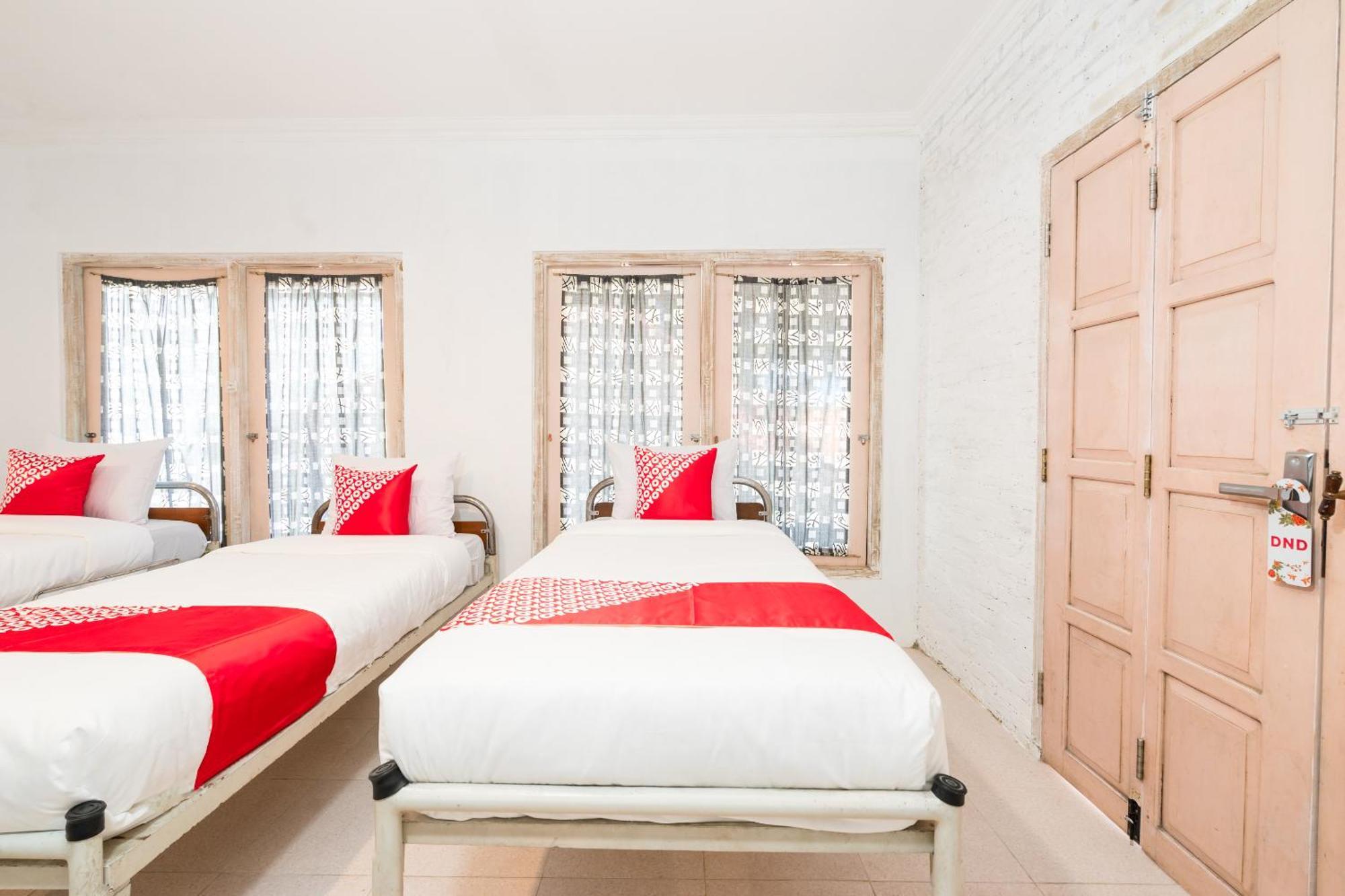 Reddoorz Syariah Near Plengkung Gading 2 Hotel Yogyakarta Exterior photo